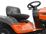 Husqvarna TC 138L Winterpaket mit Schneeschild, Gummileiste, Gewicht und Schneeketten – Modell 2025 – Bild 3