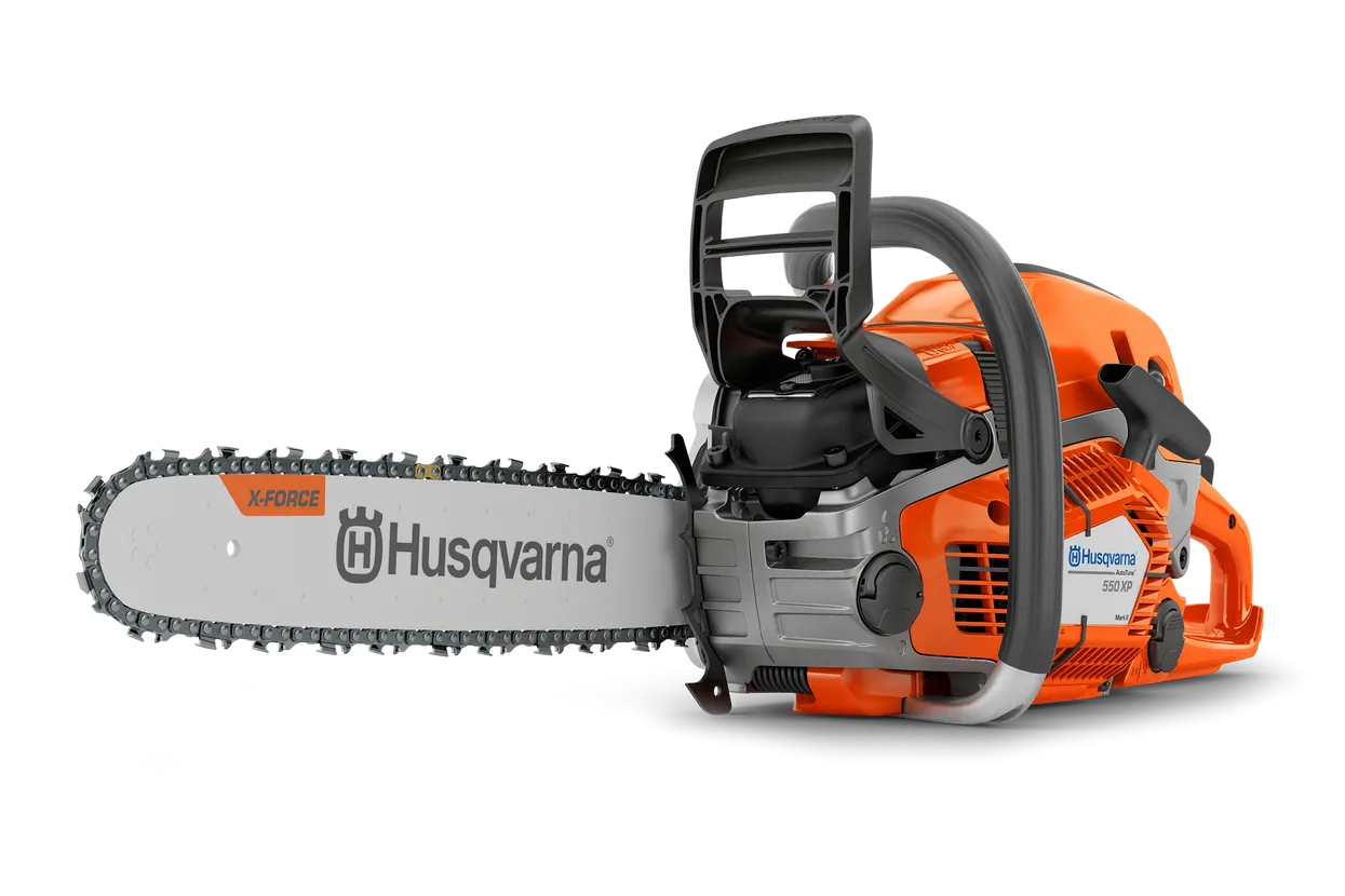 Husqvarna-550-XP-1-1.webp Husqvarna 550 XP® Mark II (18″) – X-Torq – Bild 1